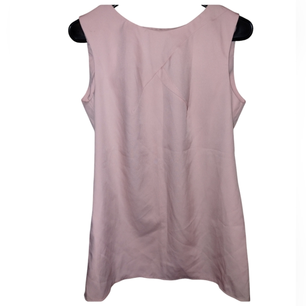Lila Kass sleeveless Pale pink top, tunic pleat detail on front Poly Viscose